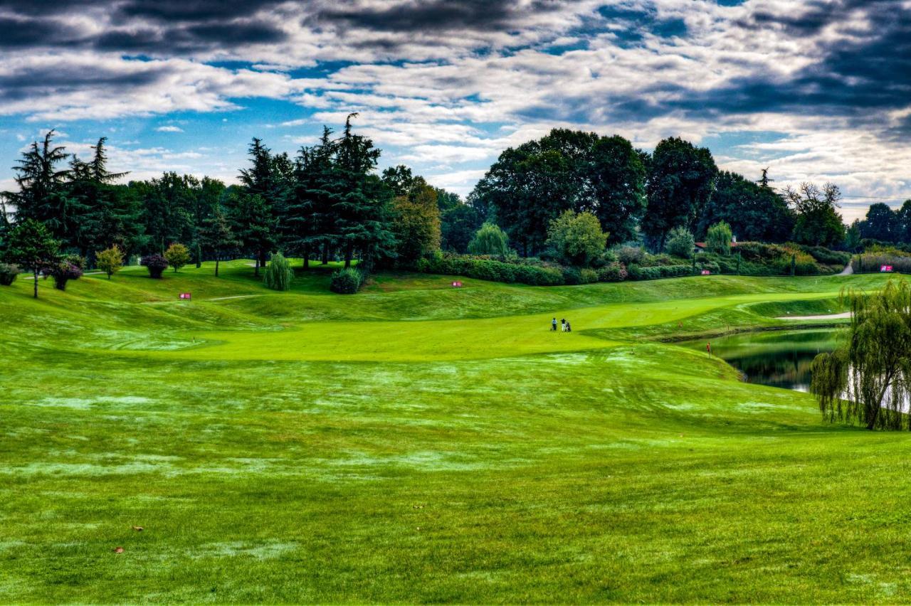 Le Robinie Golf & Resort Solbiate Olona Luaran gambar
