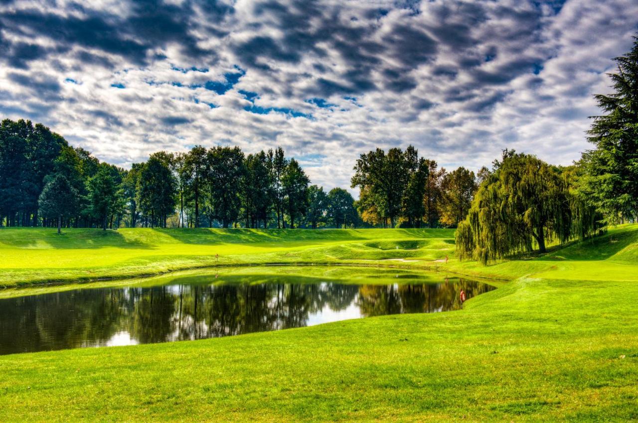 Le Robinie Golf & Resort Solbiate Olona Luaran gambar